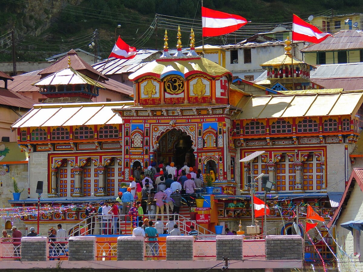 Badrinath temple valley, Uttarakhand — The Hill Link property advisory services